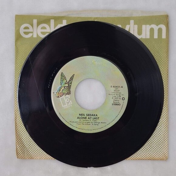 Neil Sedaka  Alone At Last / Sleazy Love Electra E-45421 45 RPM 7" Vinyl 1977 - Picture 2 of 5